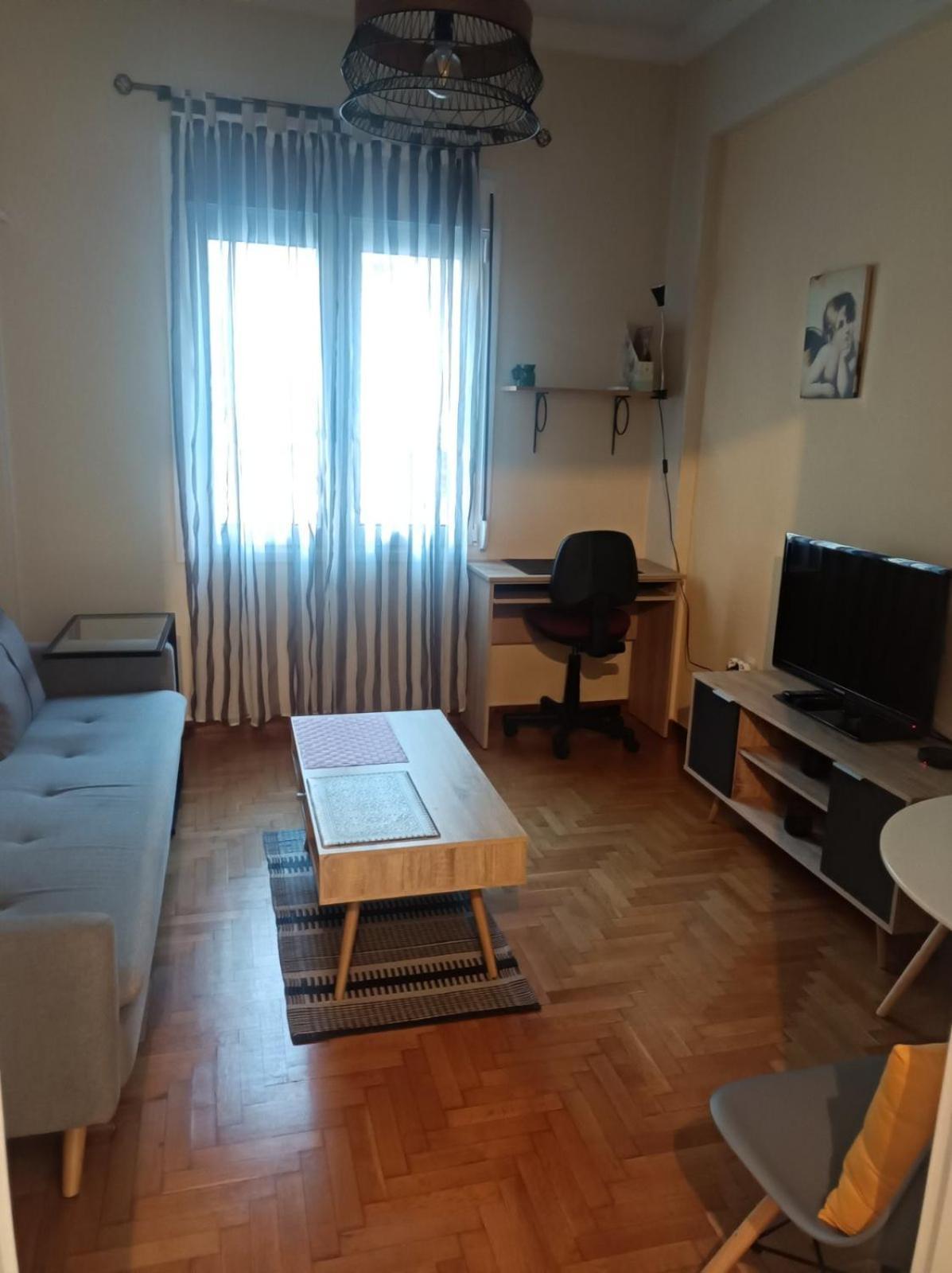 Efi'S Lycabettus Apartment เอเธนส์ ภายนอก รูปภาพ